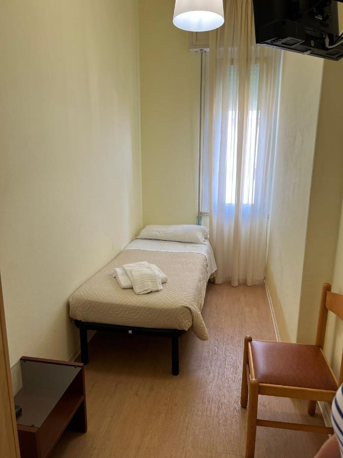 Hotel Gabbiano Sul Mare Nuova Gestione Белларія-Іджеа-Марина Екстер'єр фото