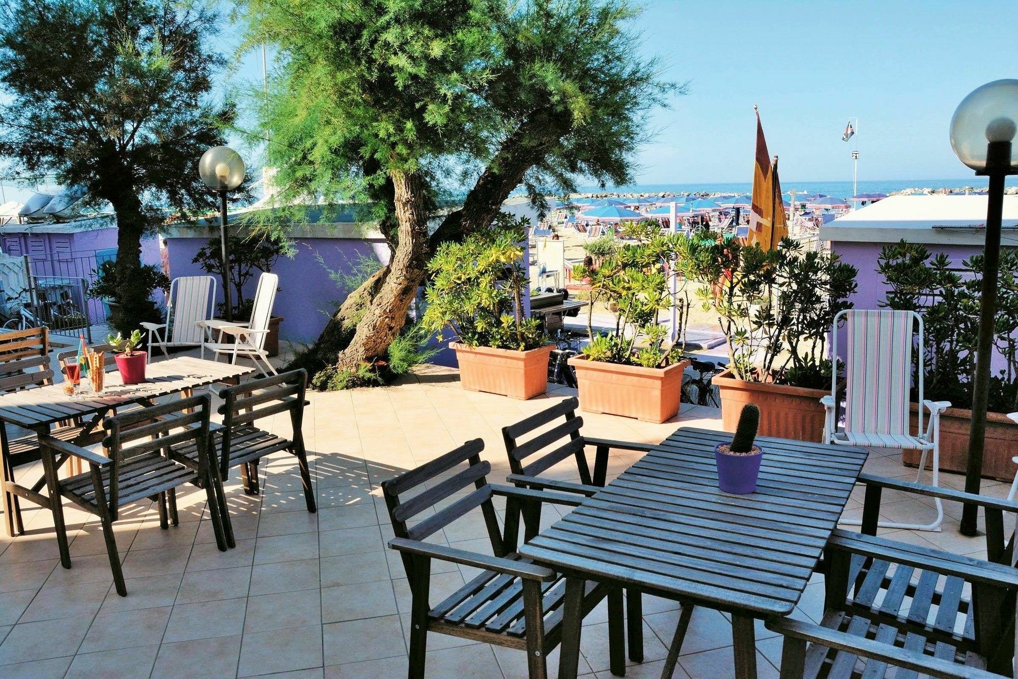 Hotel Gabbiano Sul Mare Nuova Gestione Белларія-Іджеа-Марина Екстер'єр фото